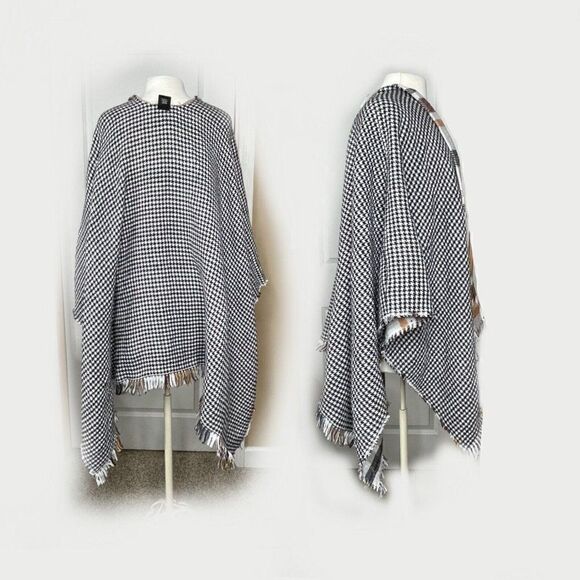 Steve Madden Plaid Reversible Fringe Sweater Poncho Cape OSFA NEW - Picture 3 of 9